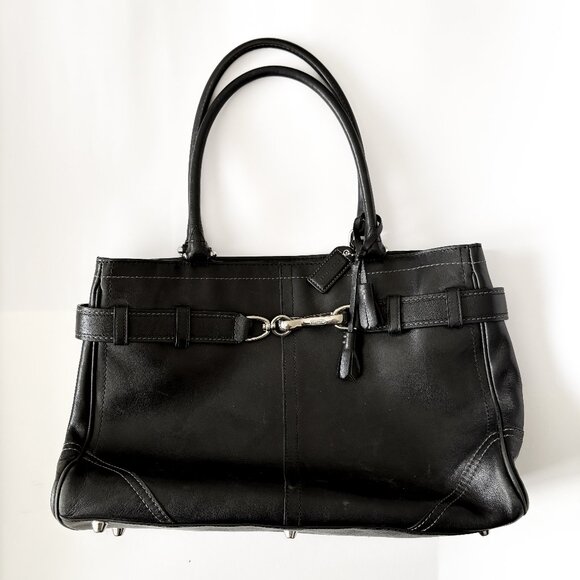 Coach Handbags - ❌SOLD❌ Vintage Coach Smooth Leather Shoulder Bag